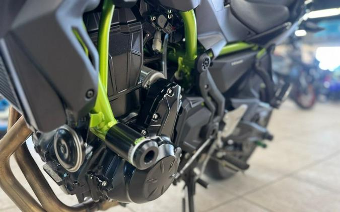 2026 Honda® CB650R E-Clutch
