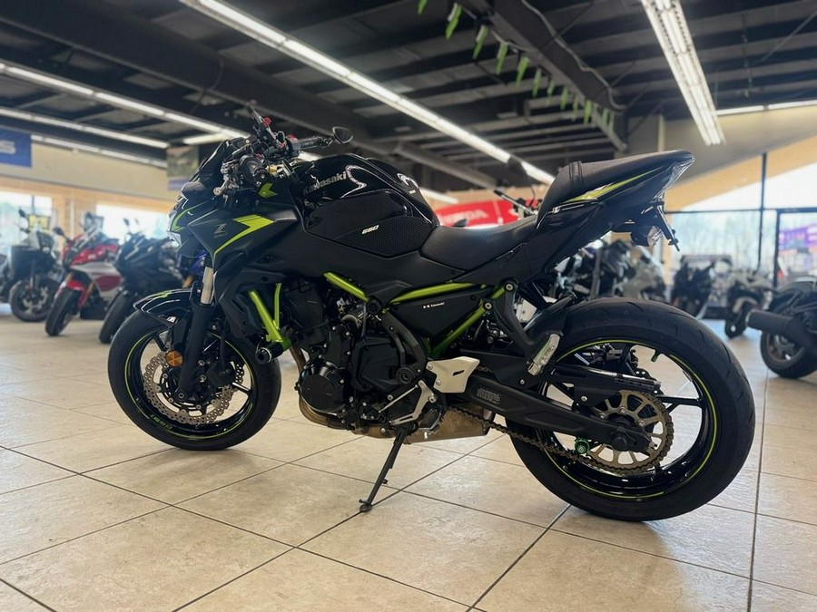 2026 Honda® CB650R E-Clutch