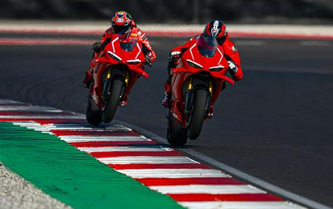 2026 Ducati Panigale V4 R