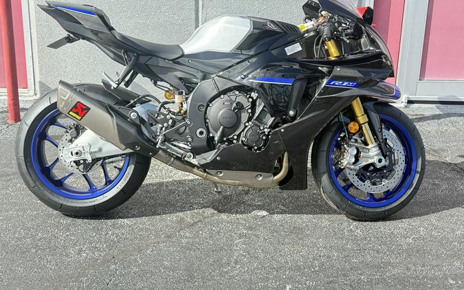 2026 Yamaha YZF-R1M Carbon Fiber