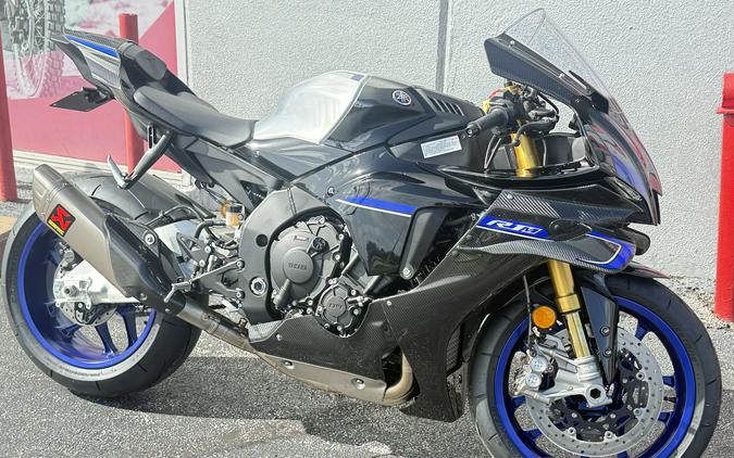 2026 Yamaha YZF-R1M Carbon Fiber