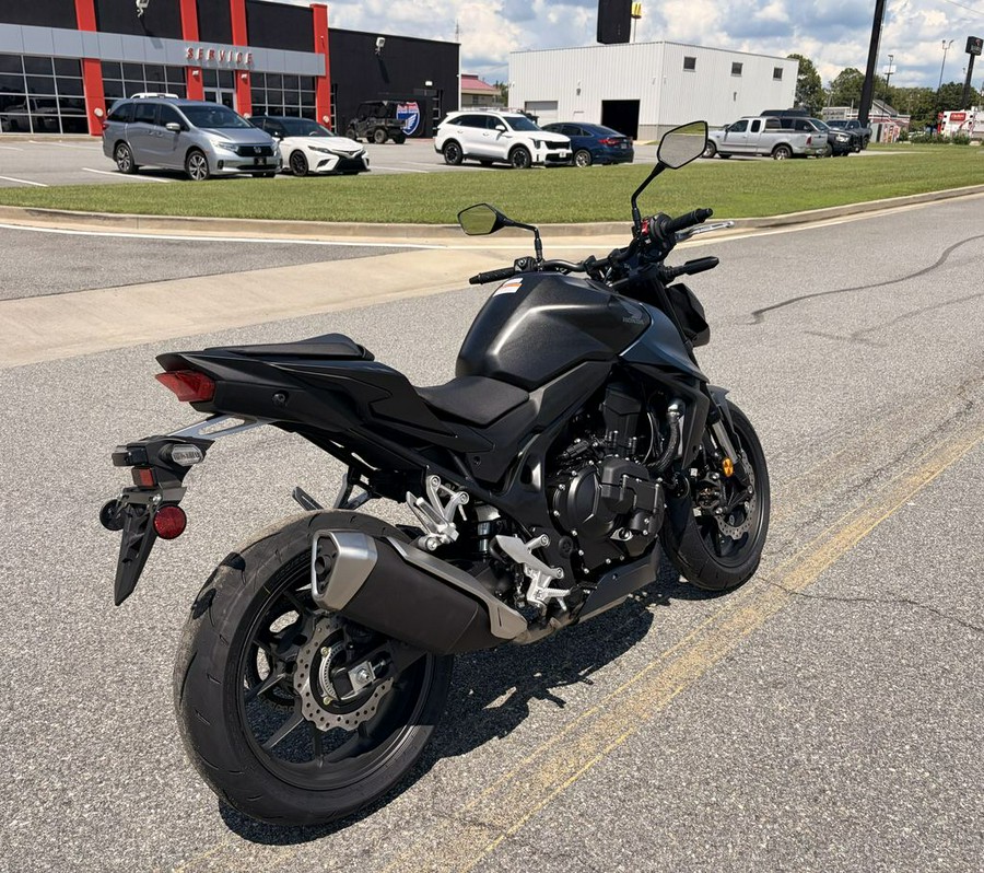 2026 Honda CB750 Hornet E-Clutch