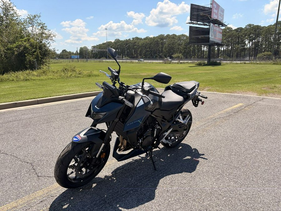 2026 Honda CB750 Hornet E-Clutch