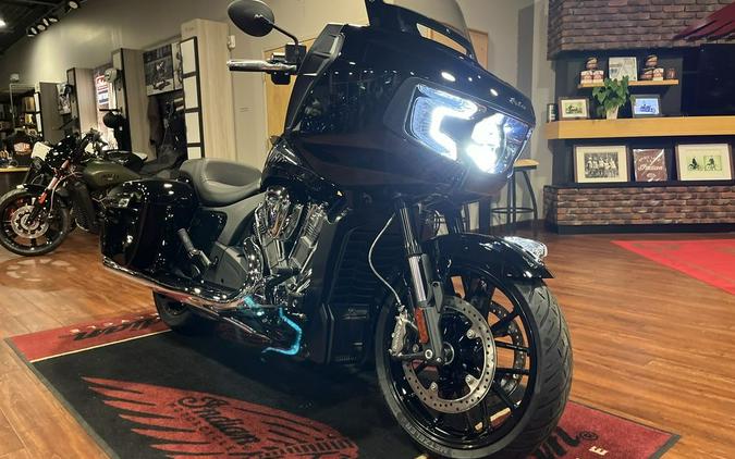 2023 Indian Motorcycle® Challenger® Black Metallic