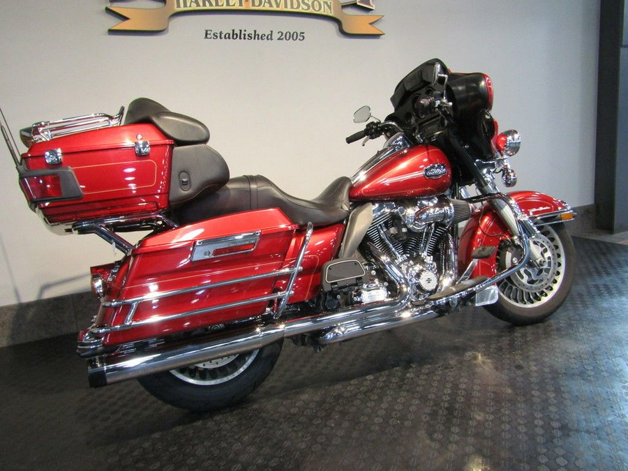 2013 Harley-Davidson® FLHTCU - Electra Glide® Ultra Classic®