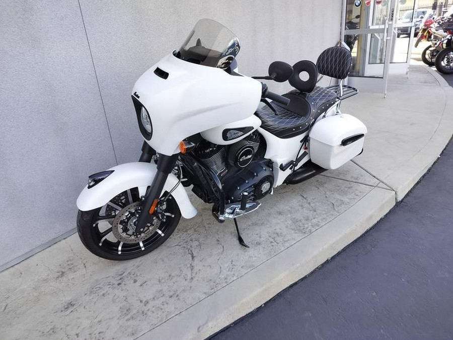 2019 Indian Motorcycle® Chieftain Dark Horse® White Smoke