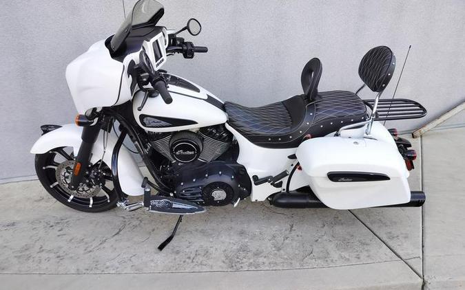 2019 Indian Motorcycle® Chieftain Dark Horse® White Smoke