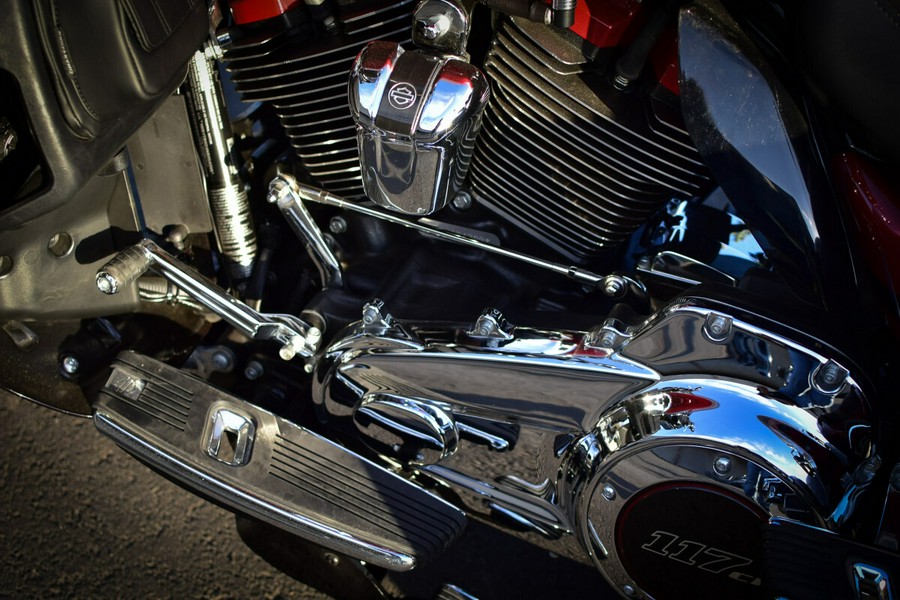 2022 Harley-Davidson CVO Tri Glide