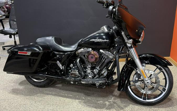 2015 Harley-Davidson® Street Glide® Special Vivid Black - Chrome