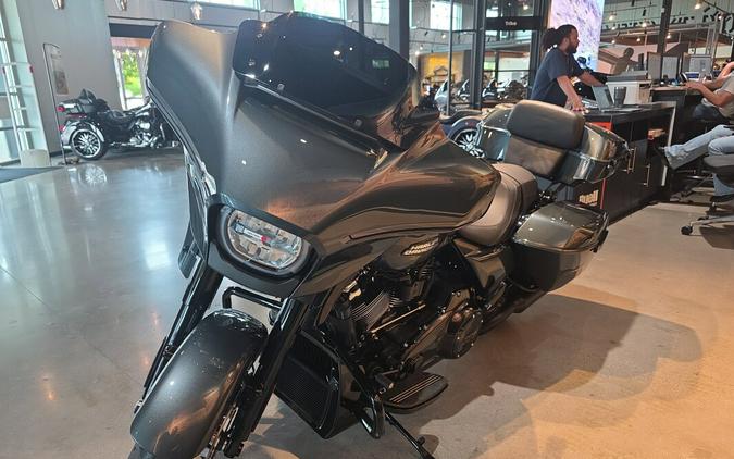 FLHX 2025 Street Glide™