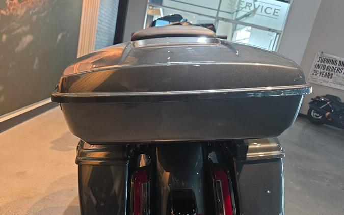 FLHX 2025 Street Glide™