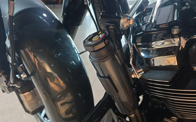 FLHX 2025 Street Glide™