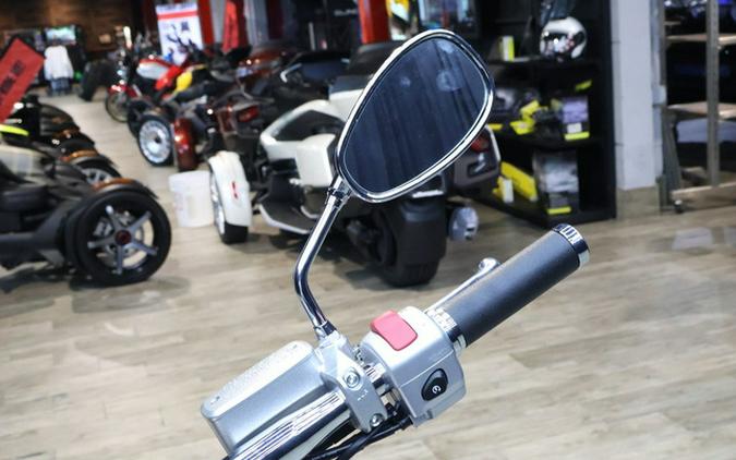 2025 Suzuki Boulevard M109R