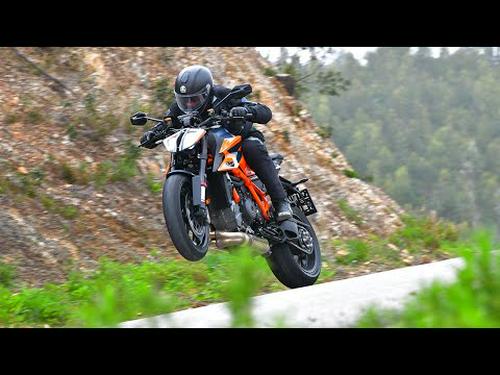 2020 KTM 1290 Super Duke R Review | First Ride