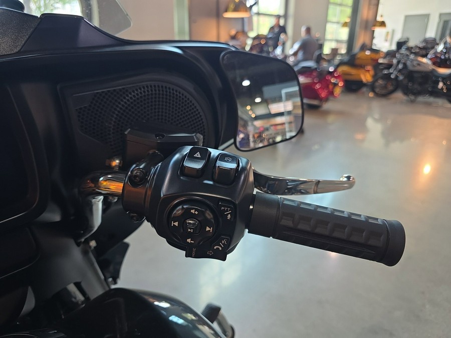 FLHX 2025 Street Glide™