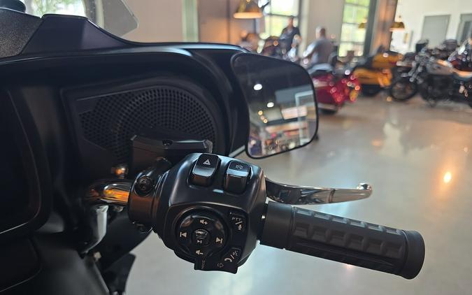 FLHX 2025 Street Glide™