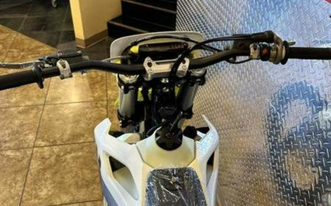 2024 Husqvarna® TE 300