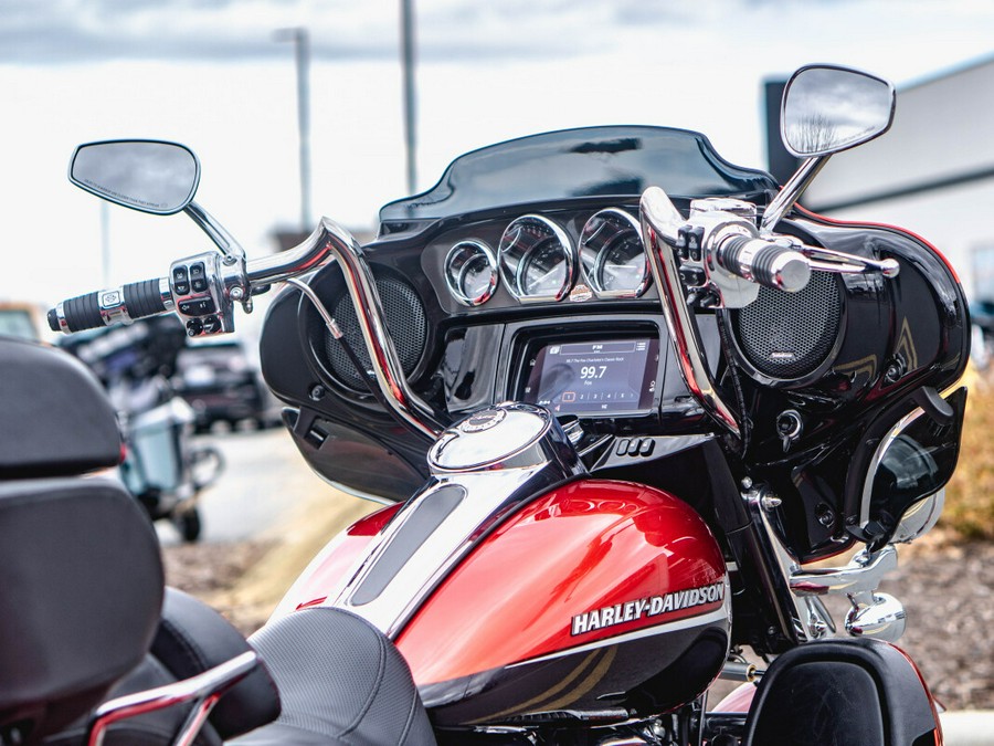 FLHTCUTGSE 2021 CVO™ Tri Glide®