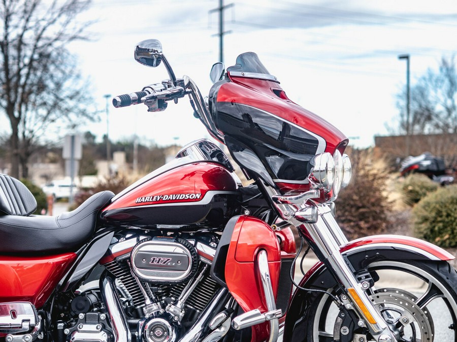 FLHTCUTGSE 2021 CVO™ Tri Glide®