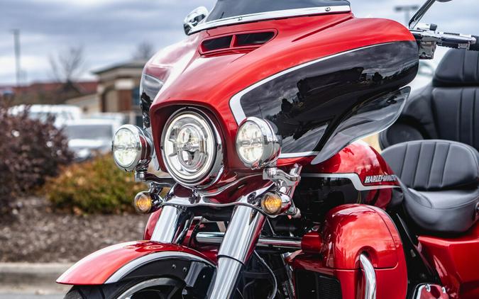 FLHTCUTGSE 2021 CVO™ Tri Glide®