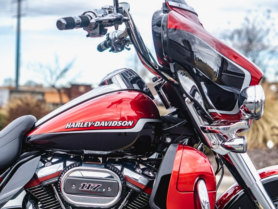 FLHTCUTGSE 2021 CVO™ Tri Glide®