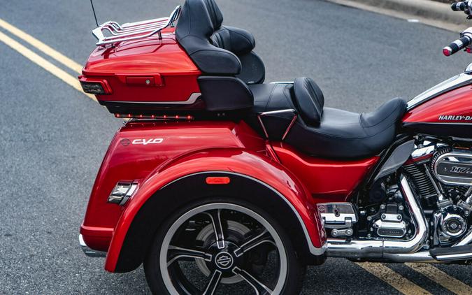 FLHTCUTGSE 2021 CVO™ Tri Glide®