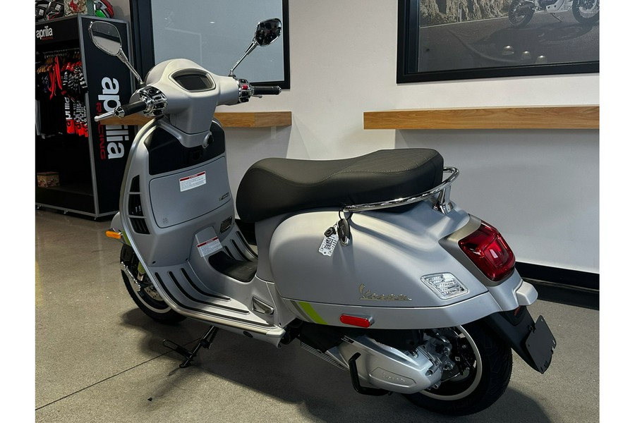 2024 Vespa GTS SUPER TECH