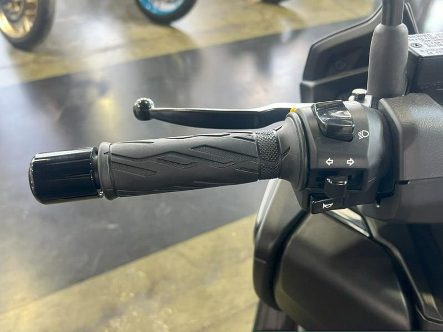 2025 Suzuki Burgman 400