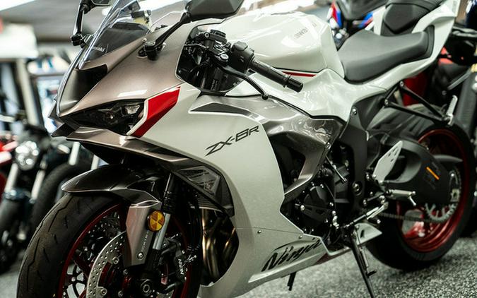 2025 Kawasaki Ninja ZX-6R ABS