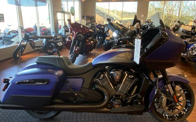 2024 Indian Motorcycle® Challenger Dark Horse®
