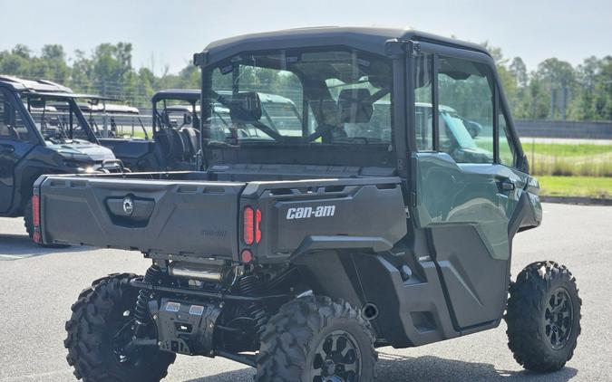 2026 Can-Am Defender DPS CAB HD10
