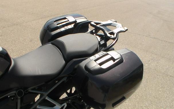 2018 R1200 R - BMW