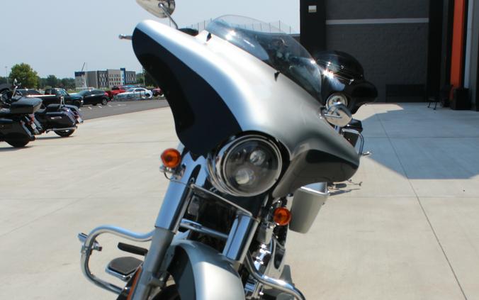 2012 Harley-Davidson fld103