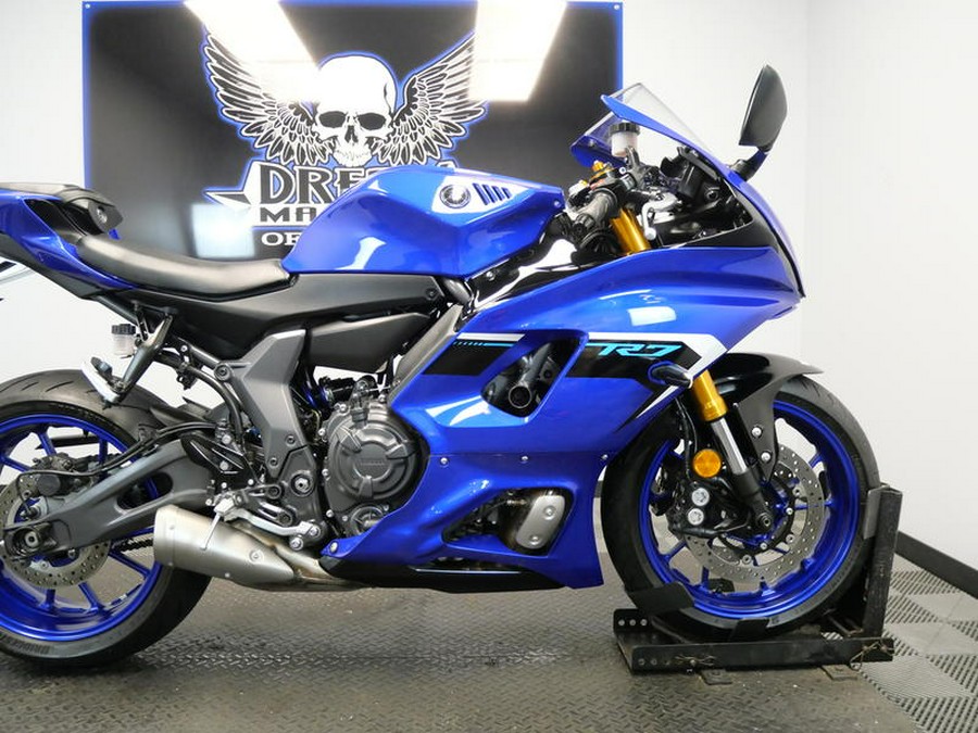 2025 Yamaha YZF-R7