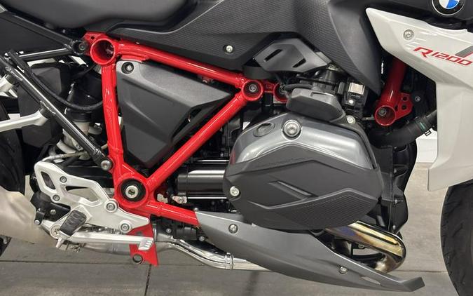 2017 BMW R 1200 GS Premium Light White