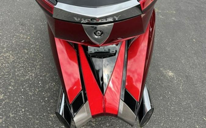 2013 Victory Motorcycles Vision Tour Sunset Red & Black W/ Black Carbon Gr