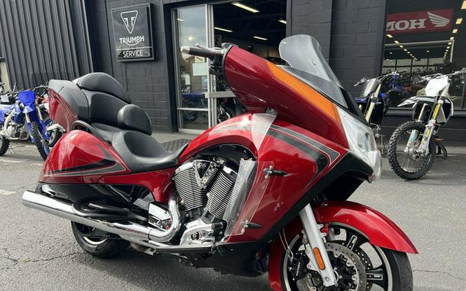 2013 Victory Motorcycles Vision Tour Sunset Red & Black W/ Black Carbon Gr