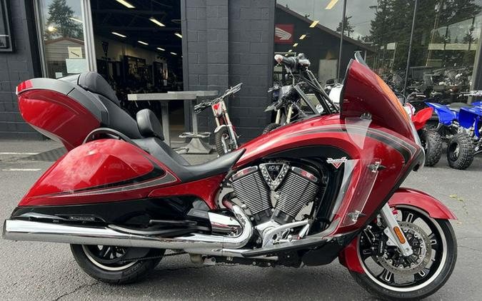 2013 Victory Motorcycles Vision Tour Sunset Red & Black W/ Black Carbon Gr