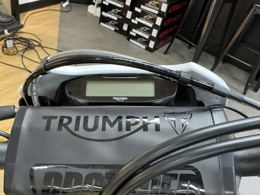 2026 Triumph TF 250-E Jet Black/Pure White