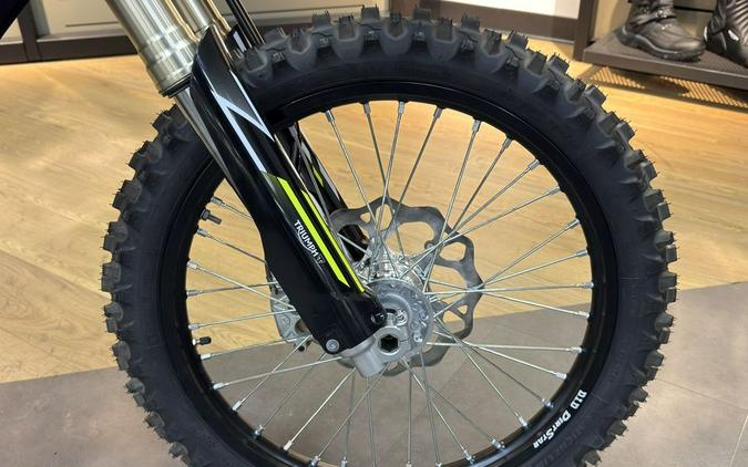 2026 Triumph TF 250-E Jet Black/Pure White