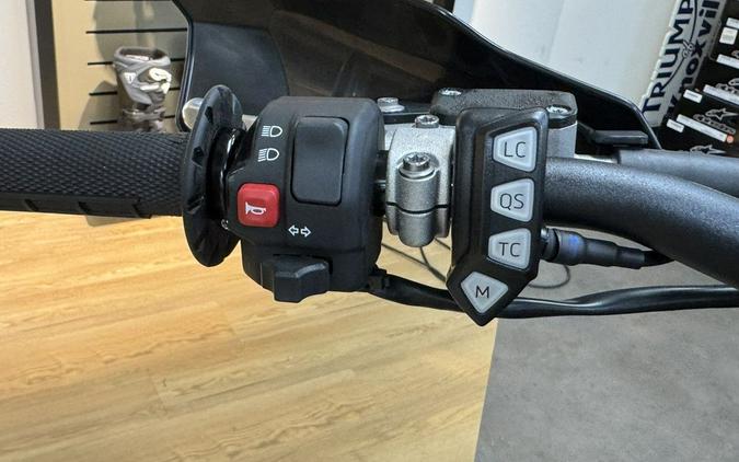 2026 Triumph TF 250-E Jet Black/Pure White