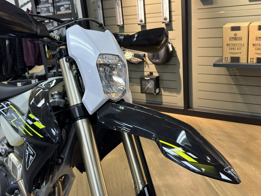 2026 Triumph TF 250-E Jet Black/Pure White