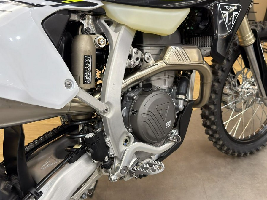 2026 Triumph TF 250-E Jet Black/Pure White