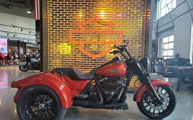 FLRT 2025 Freewheeler®