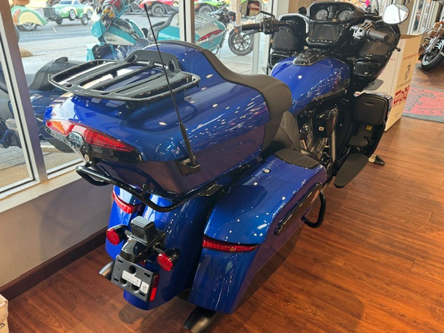 2026 Indian Motorcycle® Pursuit 112 Dark Horse® with PowerBand Audio Package
