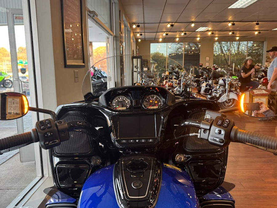 2026 Indian Motorcycle® Pursuit 112 Dark Horse® with PowerBand Audio Package