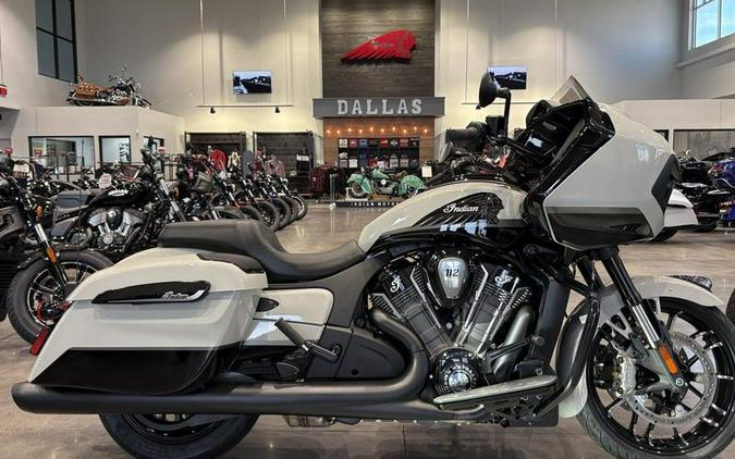 2026 Indian Motorcycle® CHALLENGER DH 112, Dark Horse® with PowerBand Audio Package