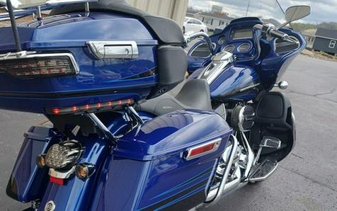 2015 Harley-Davidson FLTRUSE - CVO Road Glide Ultra