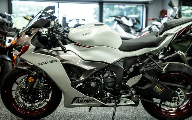 2025 Kawasaki Ninja ZX-6R ABS