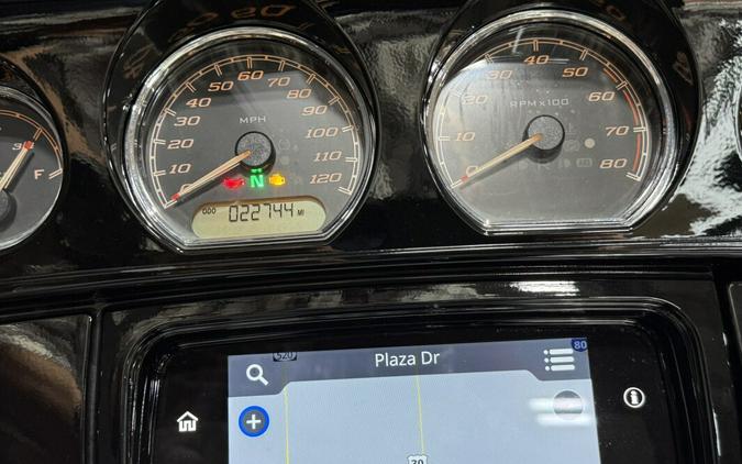 2019 Harley-Davidson® Street Glide® Special Barracuda Silver